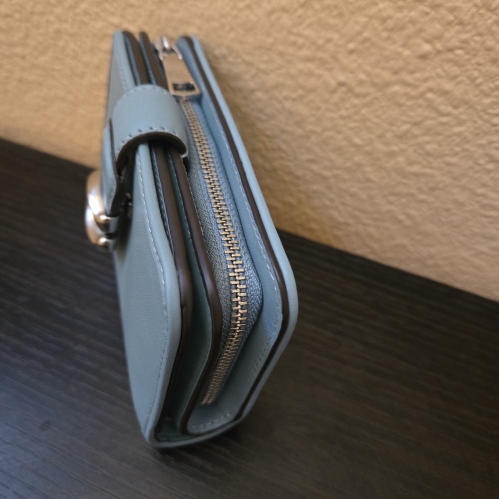 Coach  Tabby  Medium Wallet - Picture 5 of 12